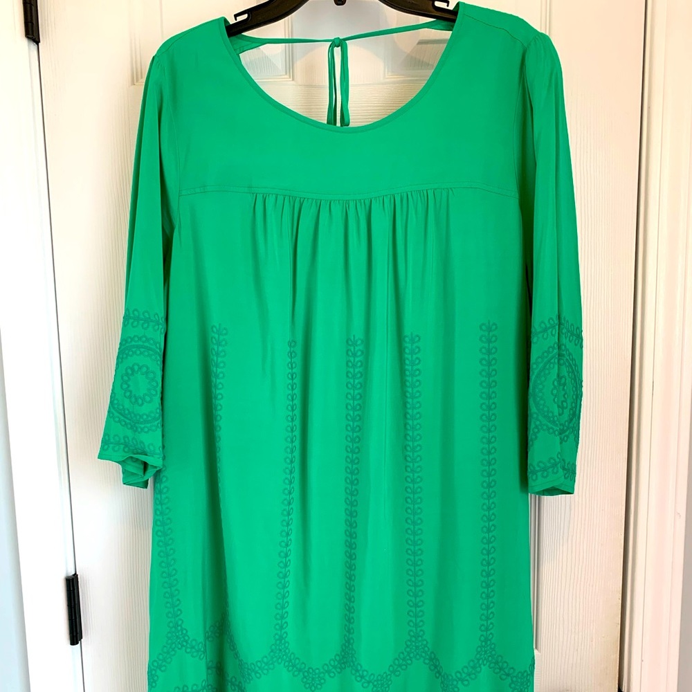 EUC - Crown & Ivy Kelly Green Dress Size XL